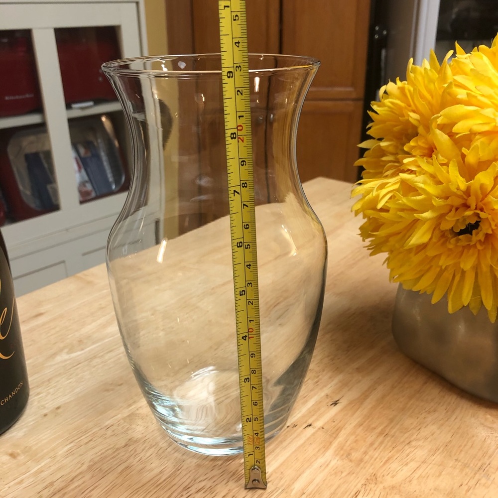 Glass Vase - Picture 7 of 8